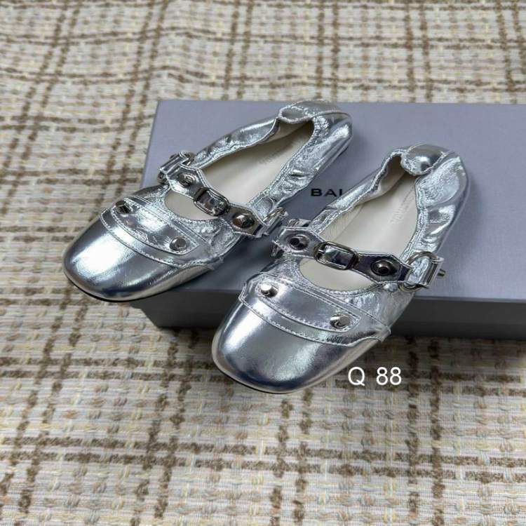 Picture of Balenciaga Shoes _SKUBALENCIAGAsz35-40K07011373